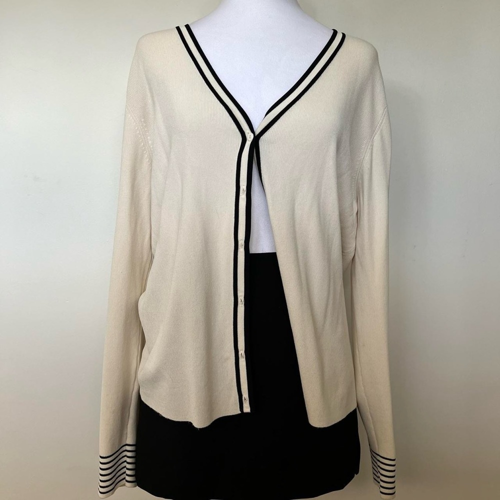 Vintage George Stretch White & Black Cardigan